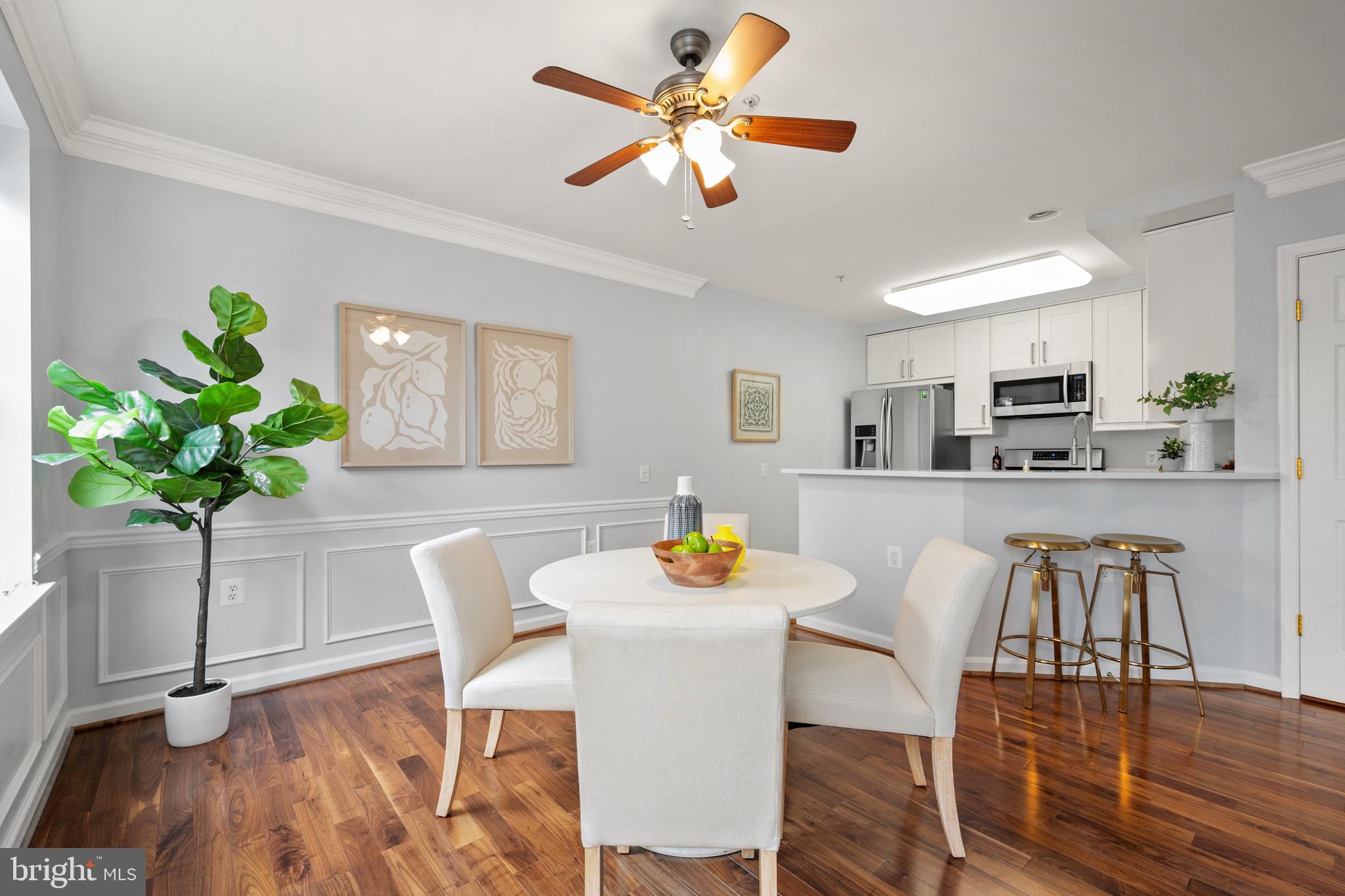 1404 Roundhouse Ln #309