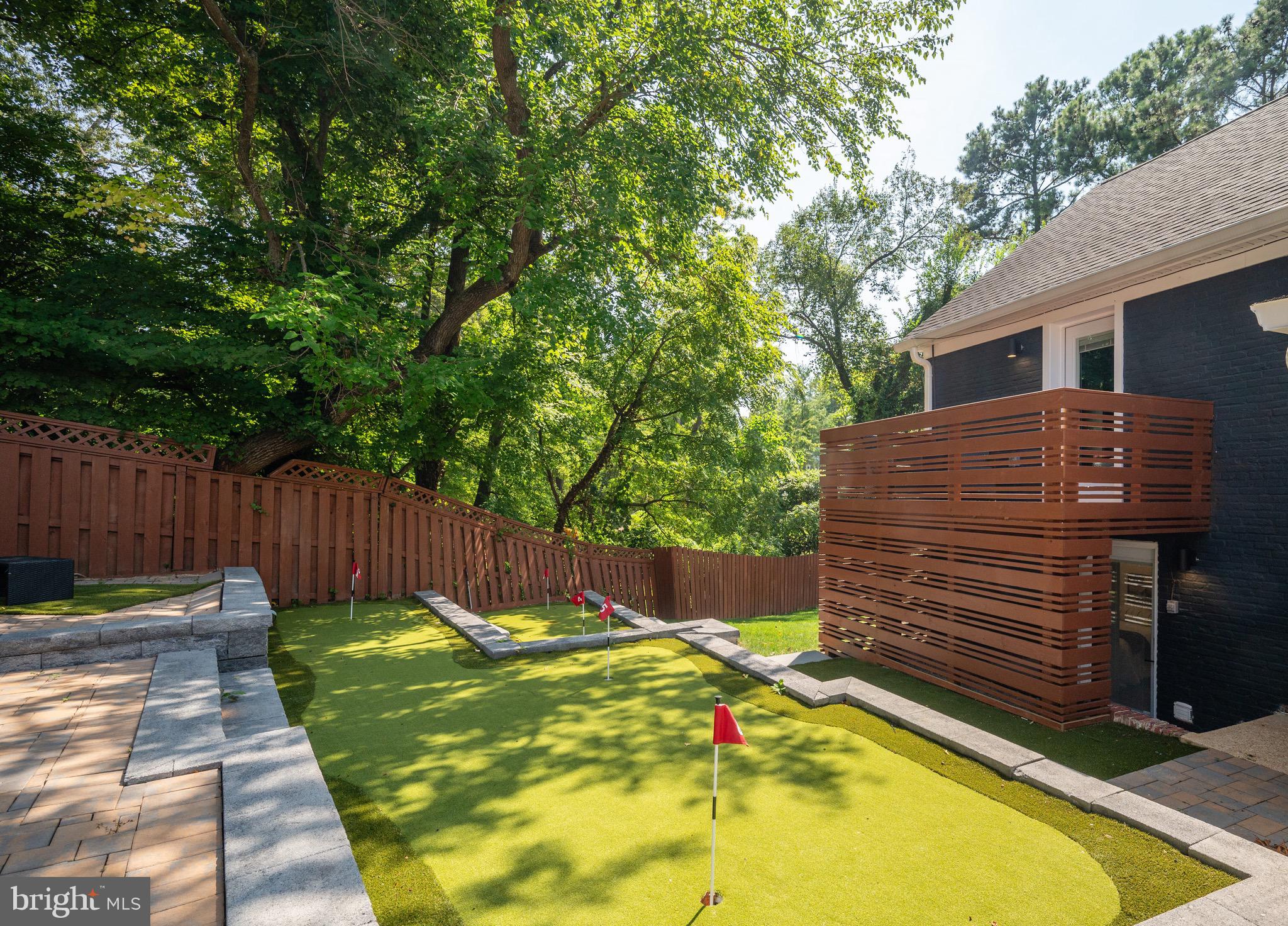 605 E Timber Branch Pkwy