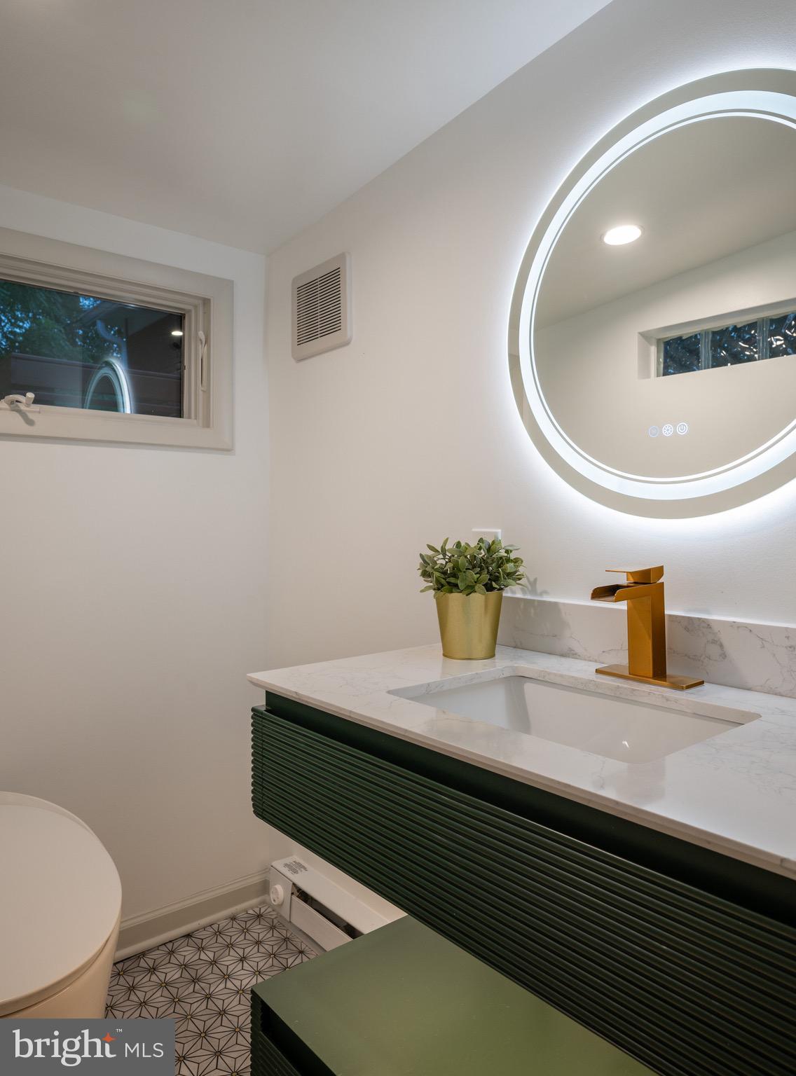 605 E Timber Branch Pkwy