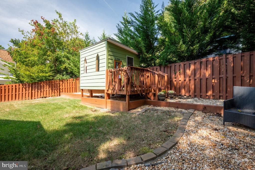 605 E Timber Branch Pkwy