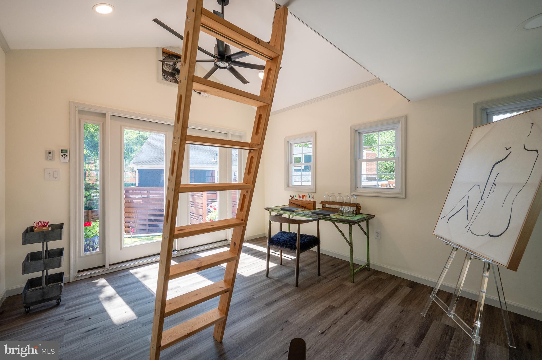 605 E Timber Branch Pkwy