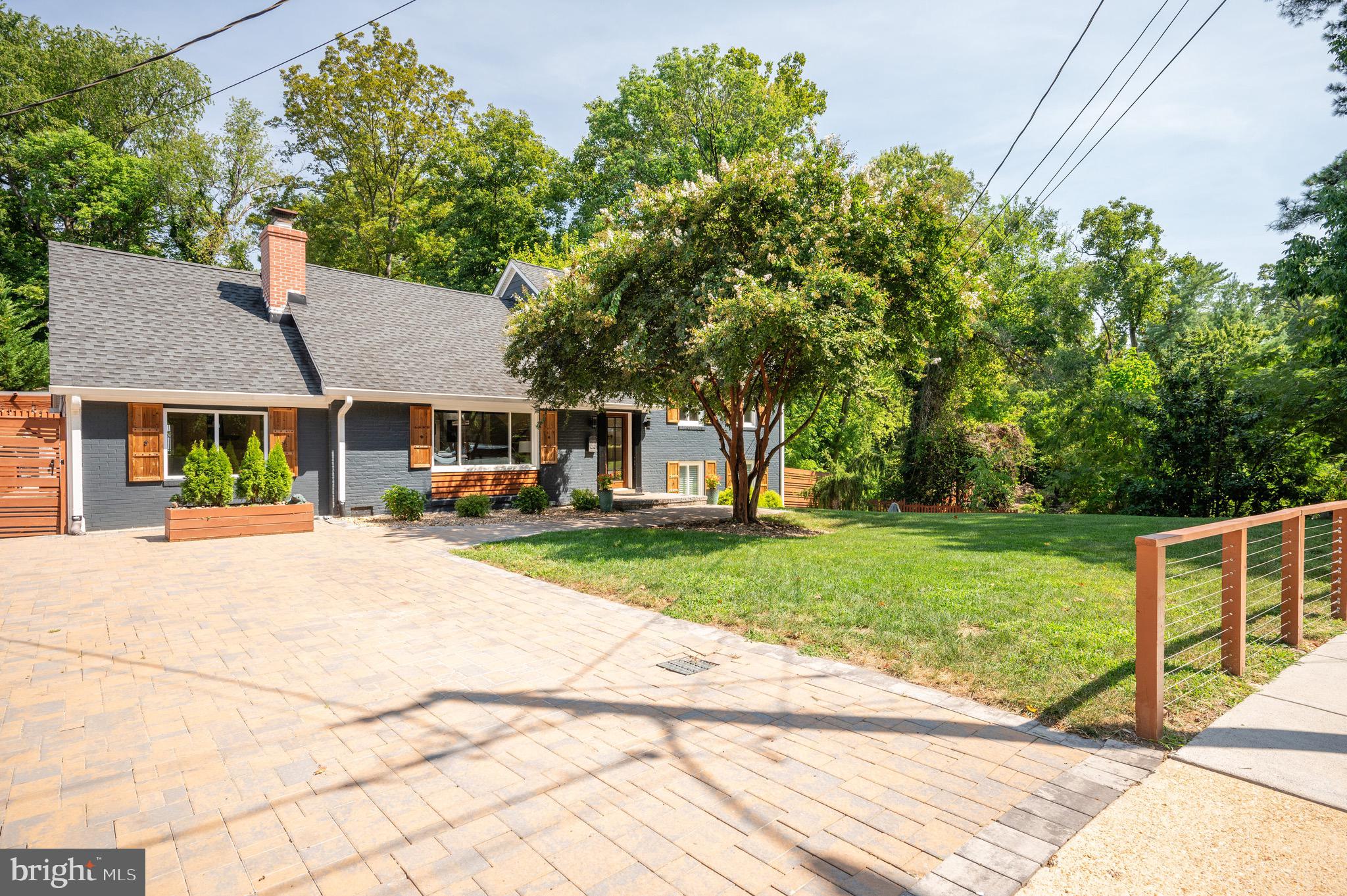 605 E Timber Branch Pkwy