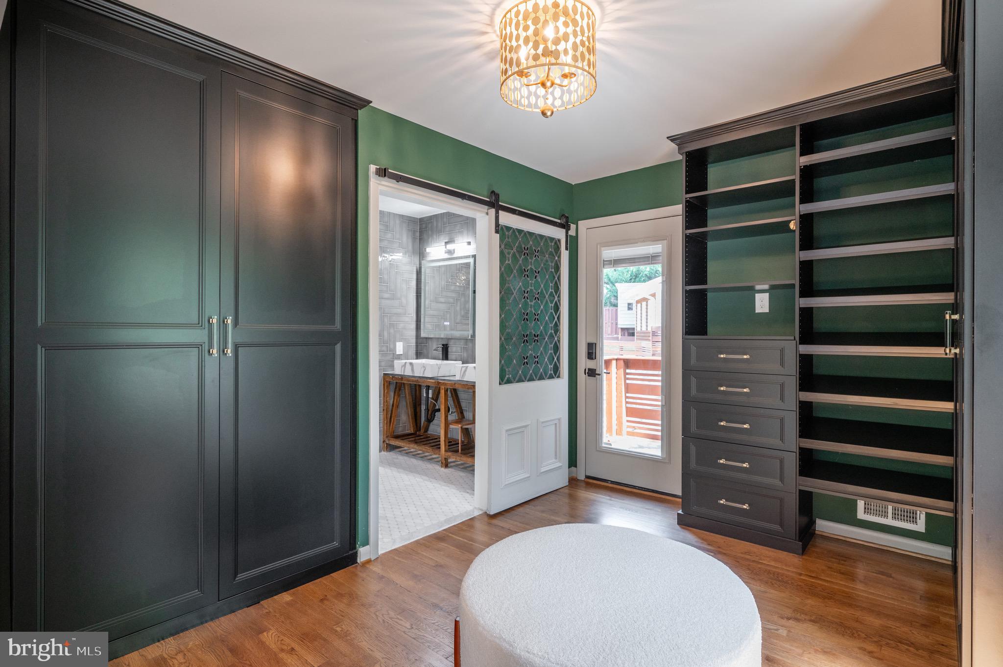 605 E Timber Branch Pkwy