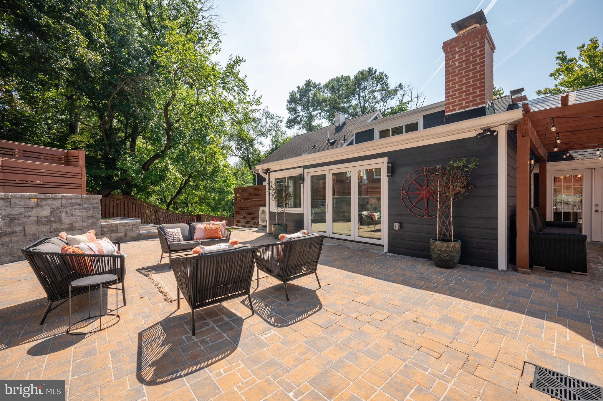 605 E Timber Branch Pkwy