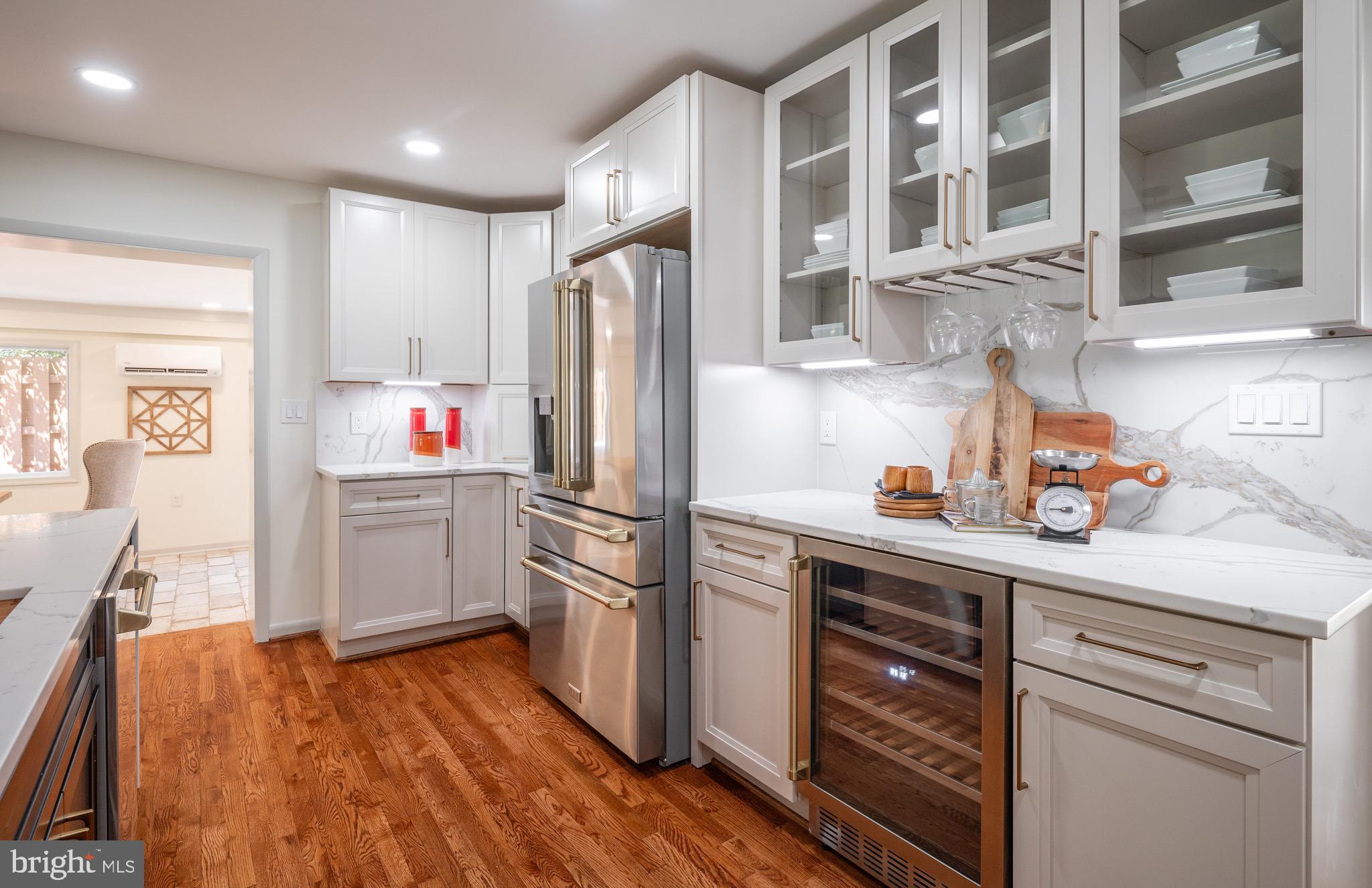 605 E Timber Branch Pkwy