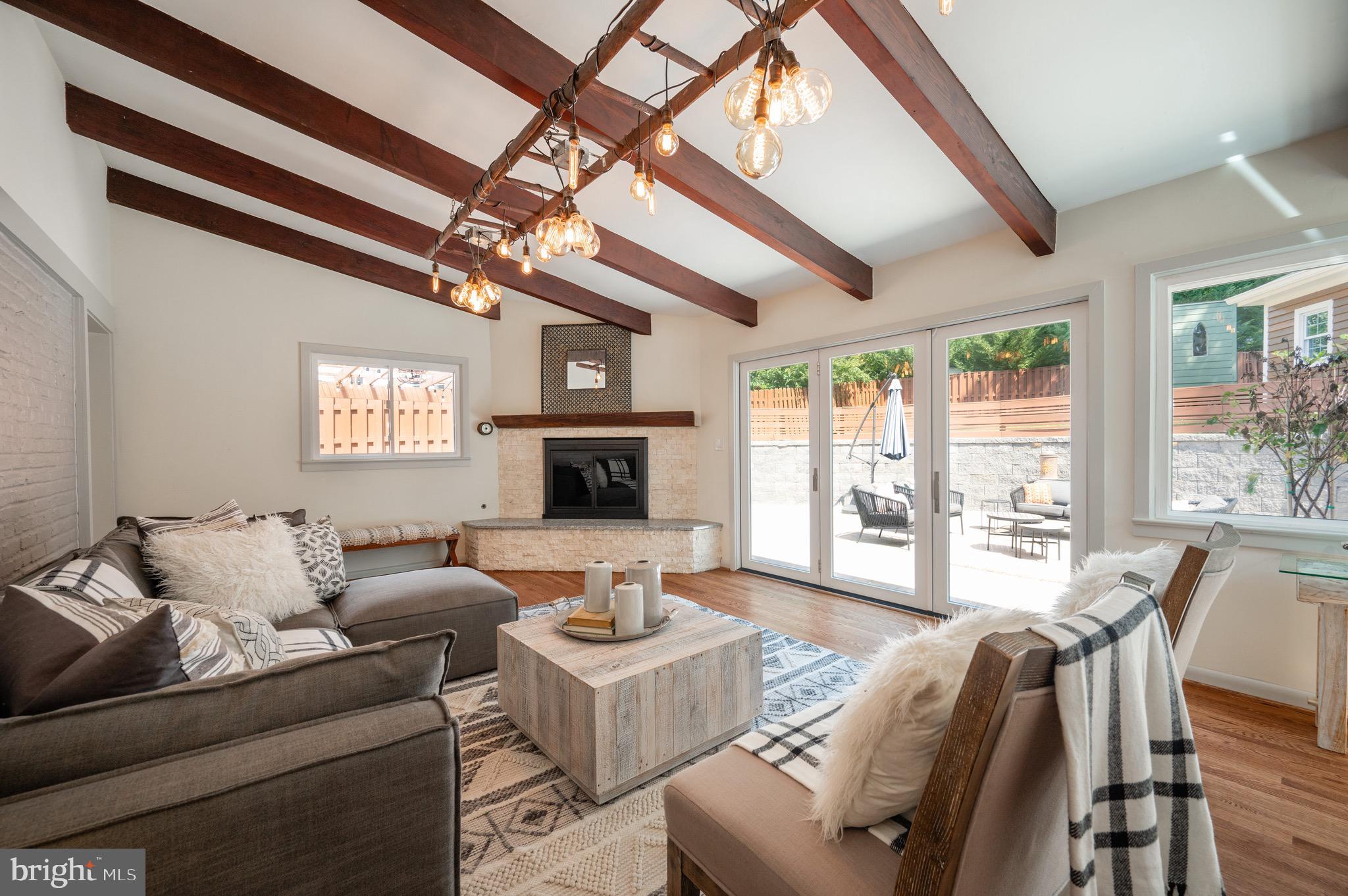 605 E Timber Branch Pkwy