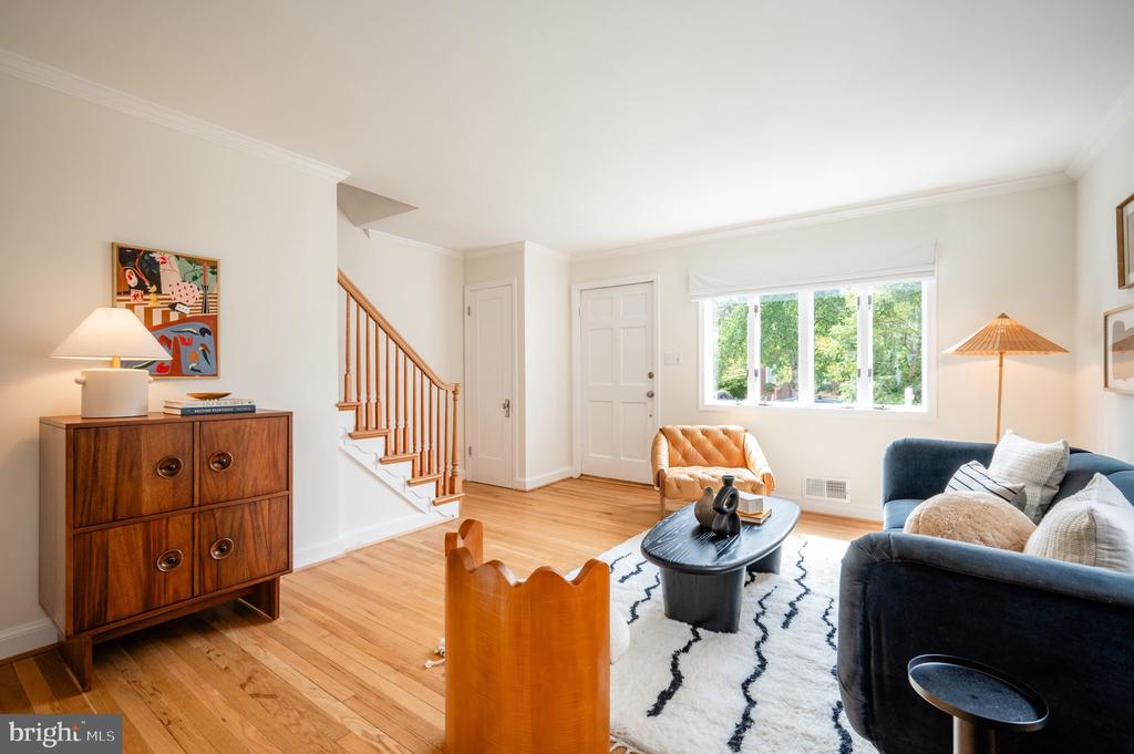 208 E Bellefonte Ave