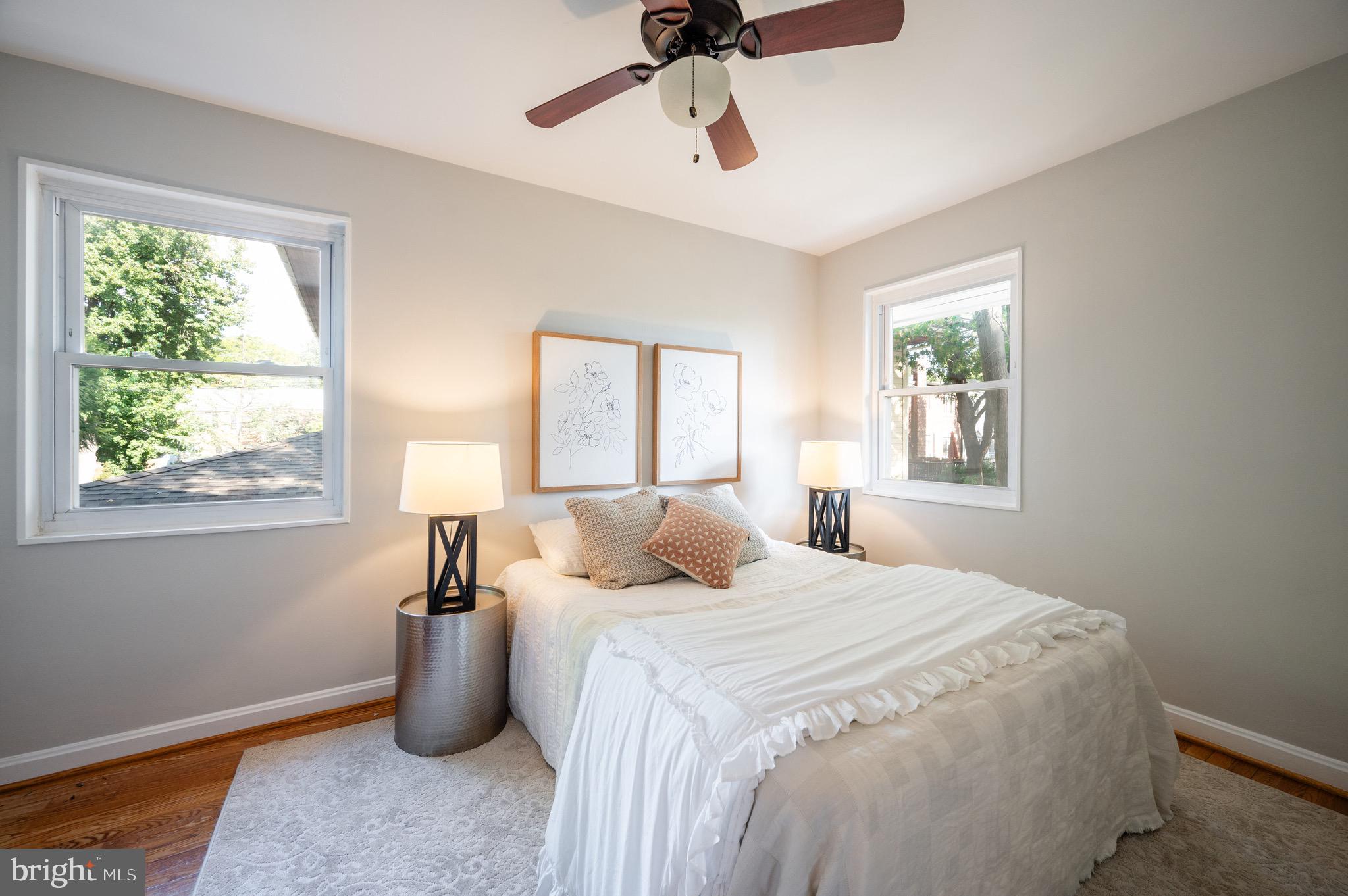 39 E Bellefonte Ave #1/2
