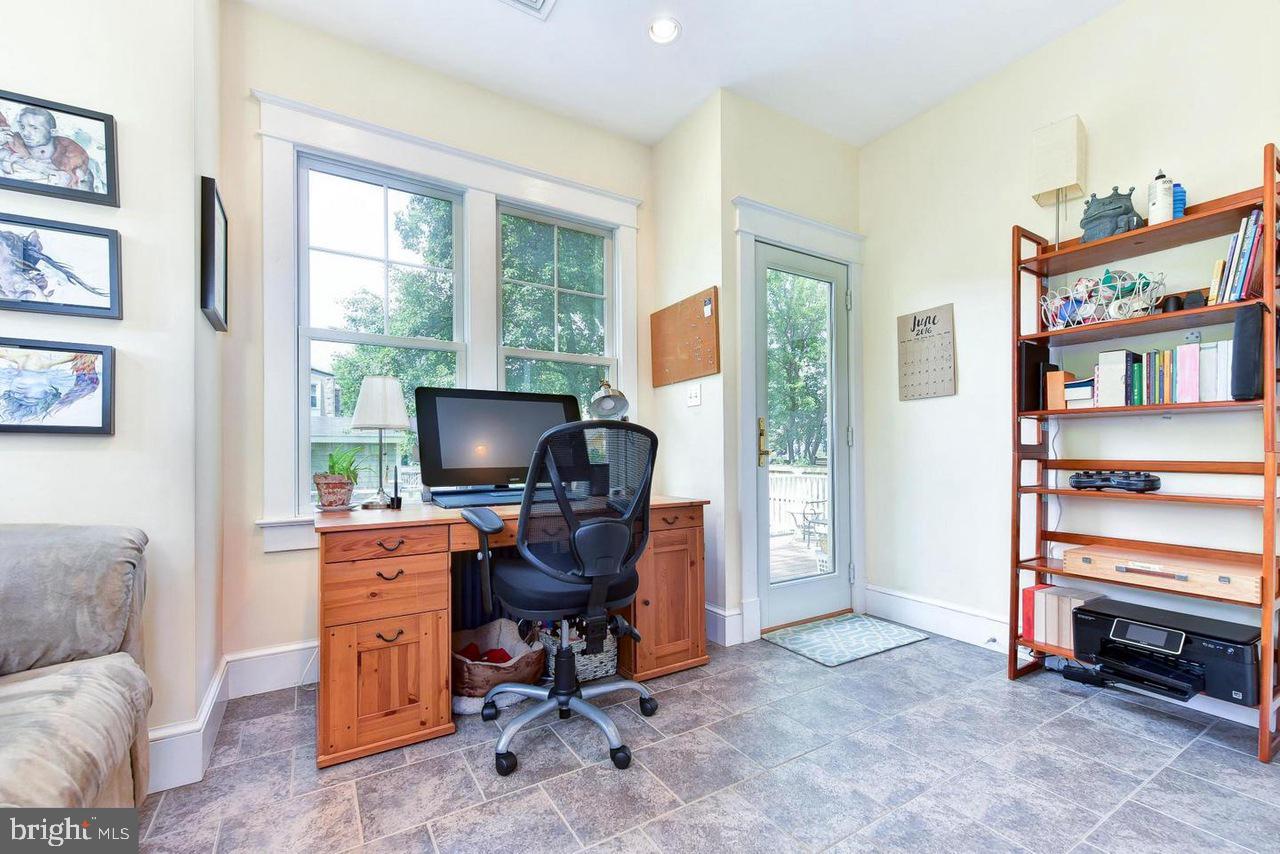 316 E CUSTIS AVE