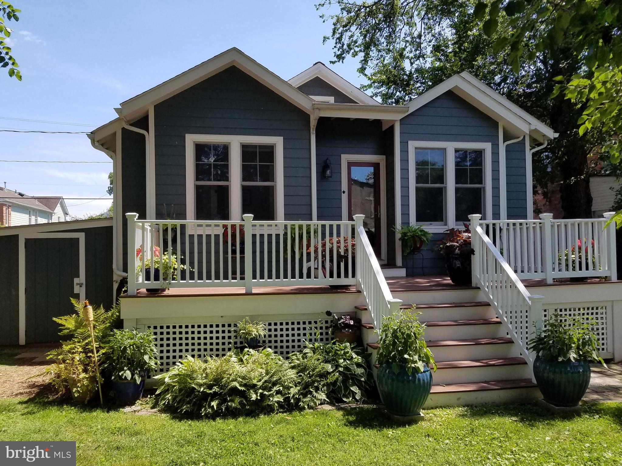 316 E CUSTIS AVE