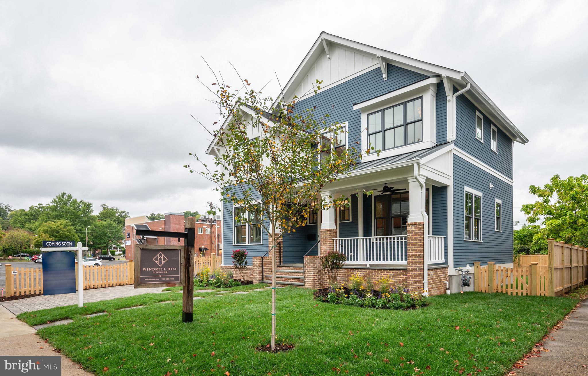110 E Raymond Avenue