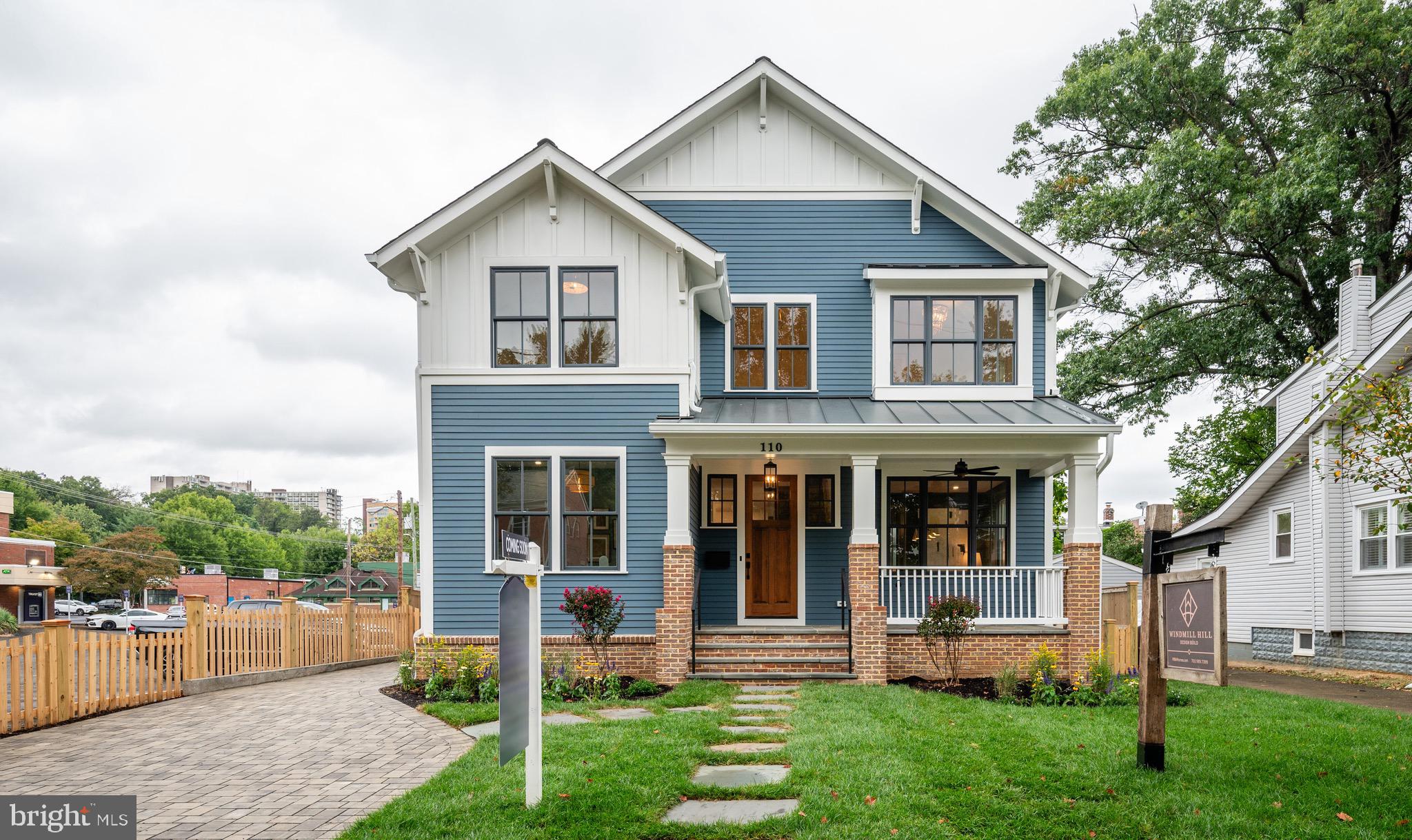 110 E Raymond Avenue