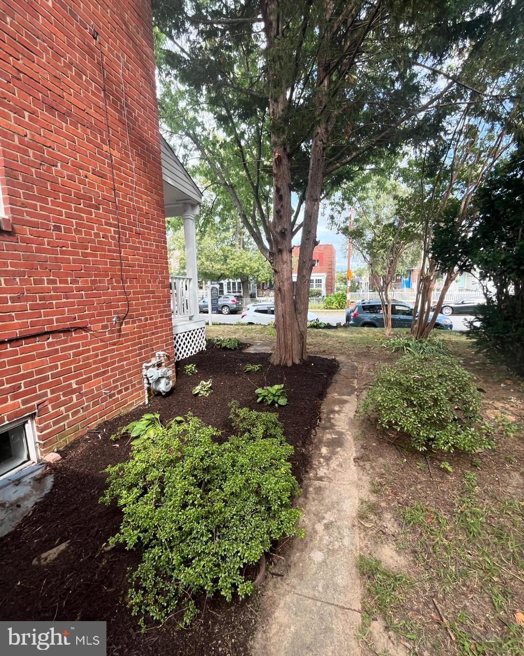 143 LYNHAVEN DR