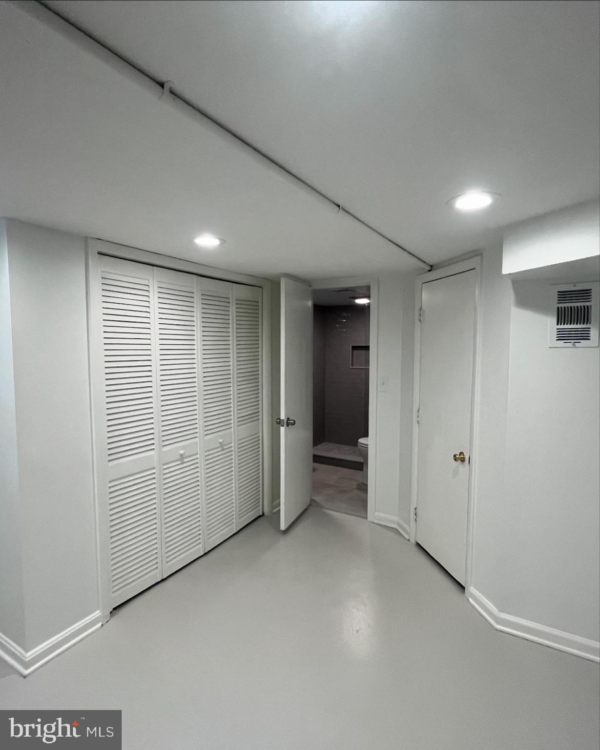143 LYNHAVEN DR