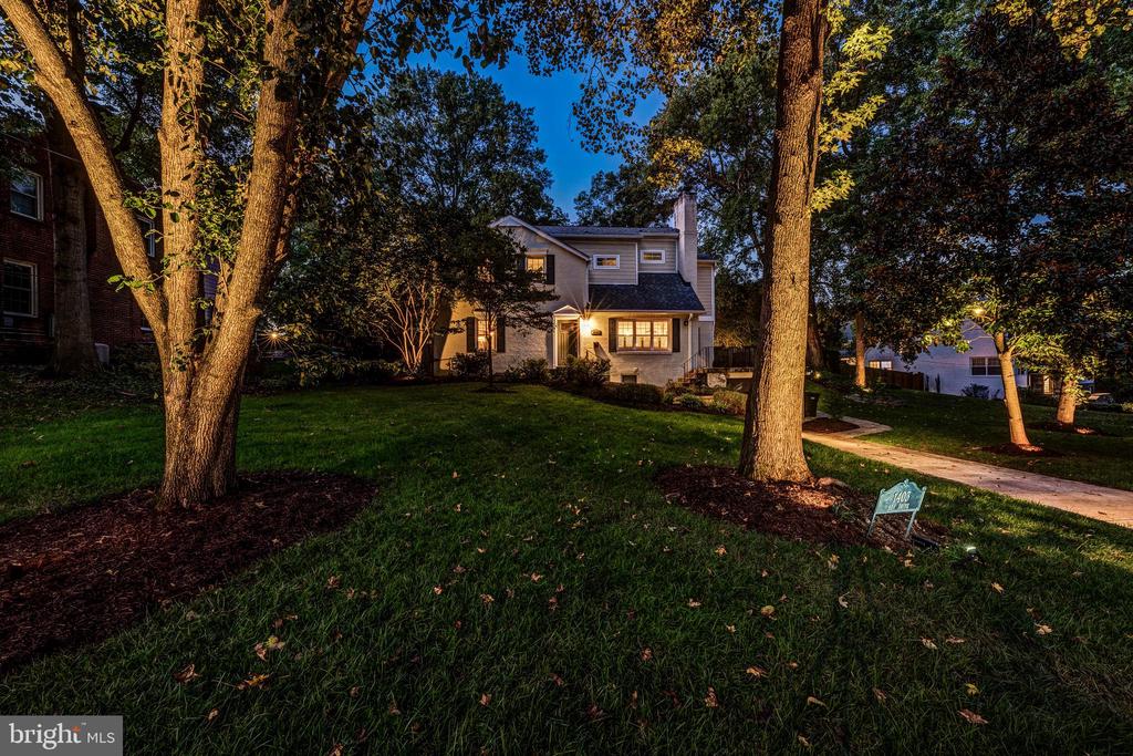 1403 Key Dr