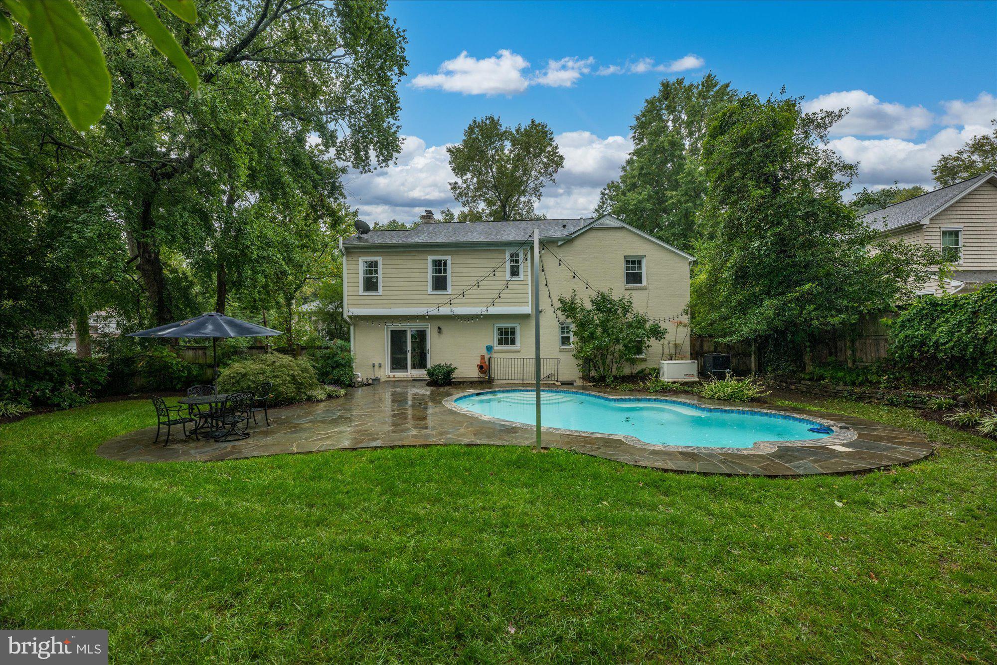 1403 Key Dr