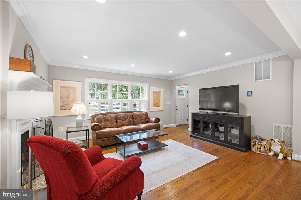 1403 Key Dr