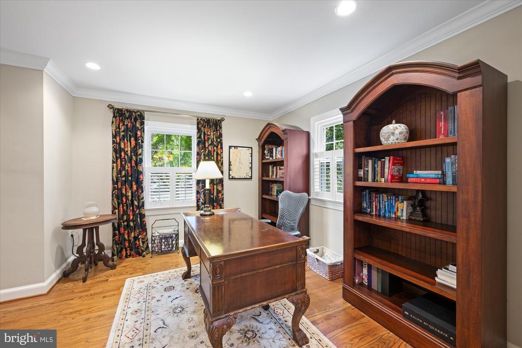 1403 Key Dr