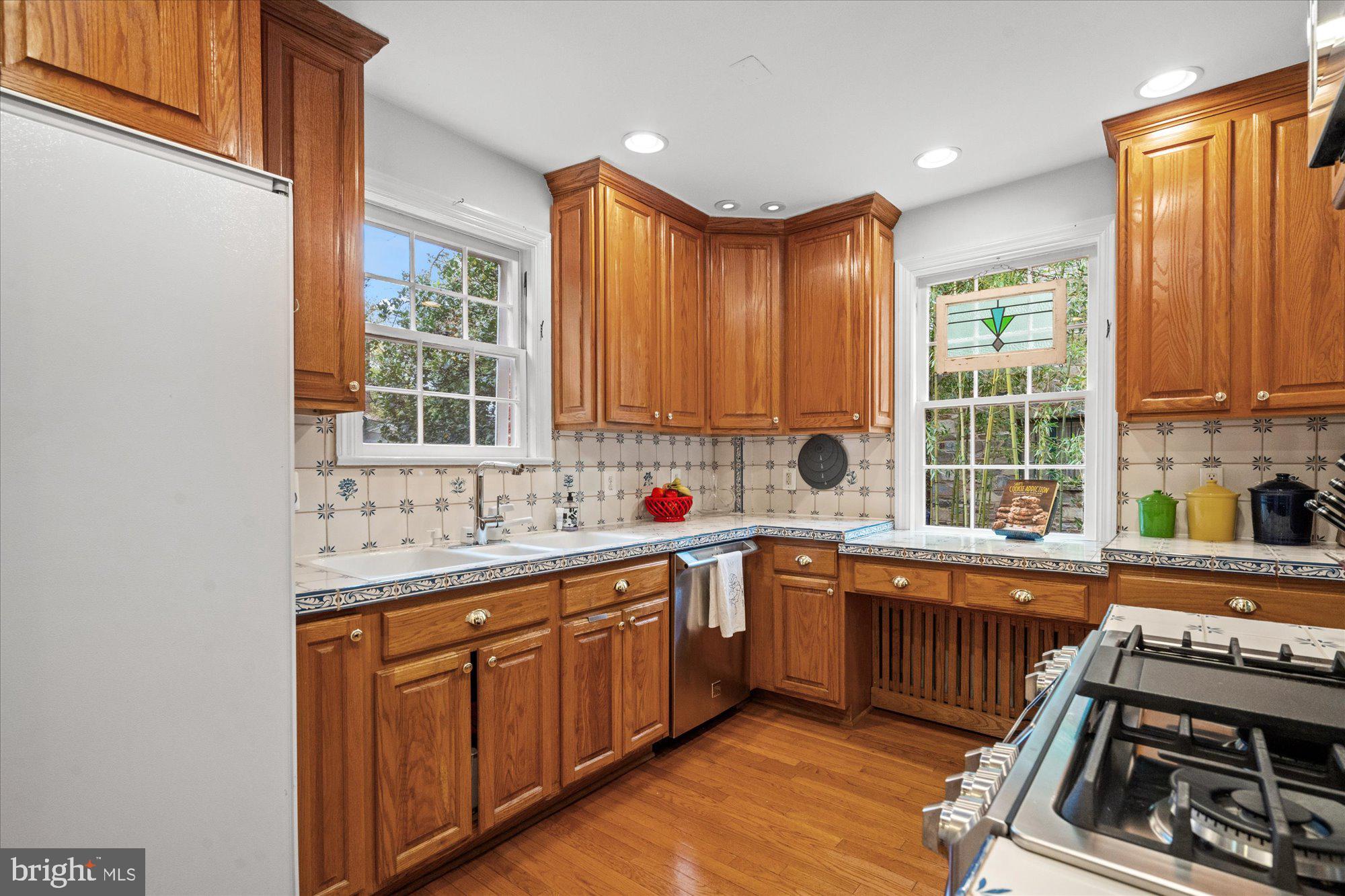 2429 Ridge Road Dr