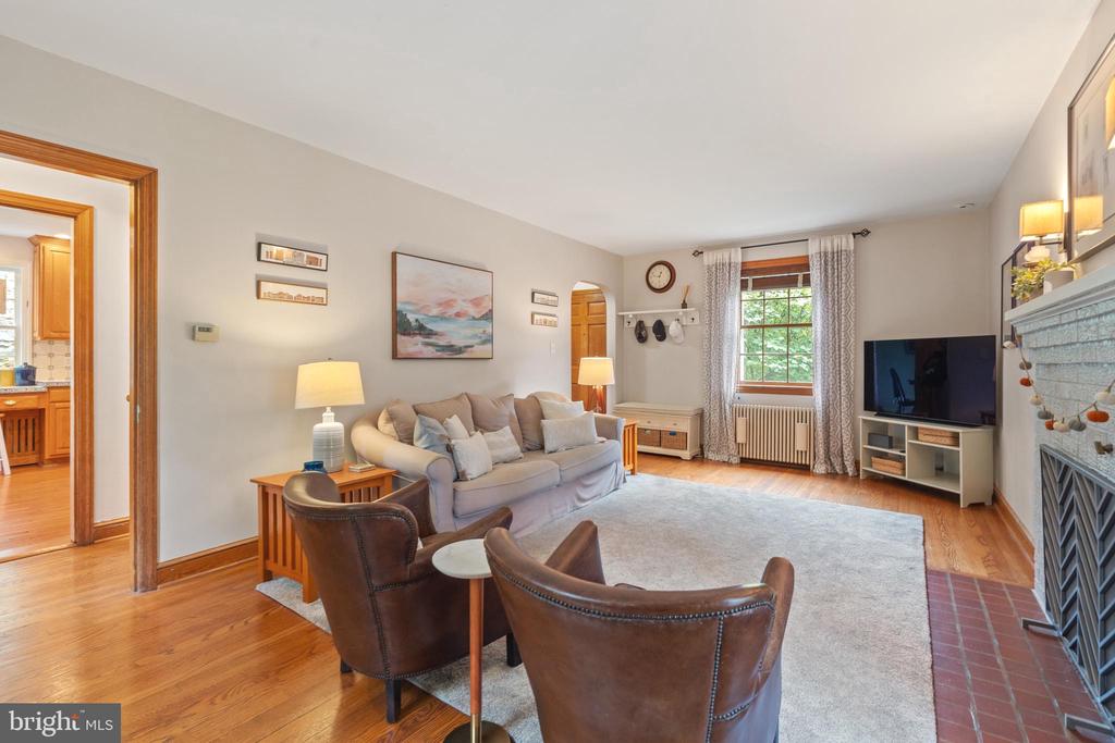2429 Ridge Road Dr