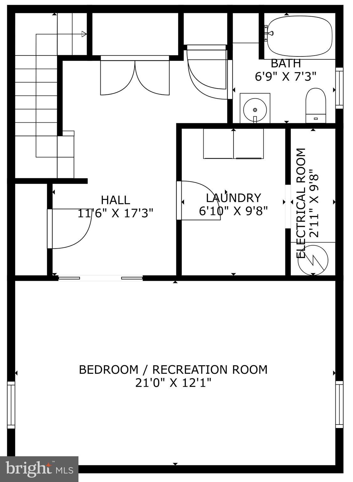 4 W Luray Ave W