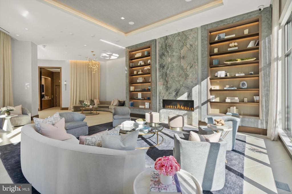 1201 N ROYAL STREET Unit: 505