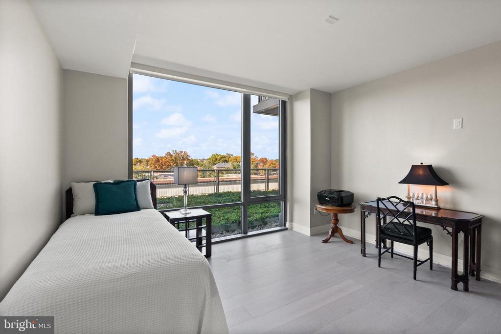 1201 N ROYAL STREET Unit: 505