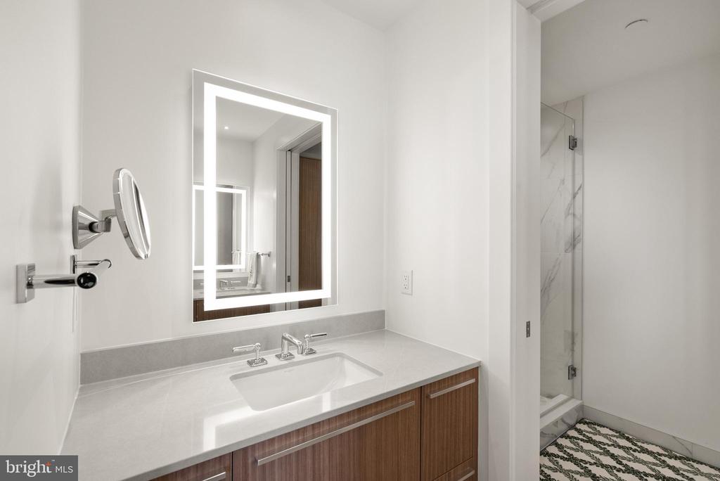 1201 N ROYAL STREET Unit: 505