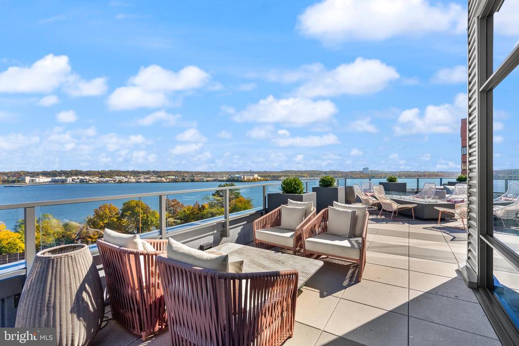 1201 N ROYAL STREET Unit: 505