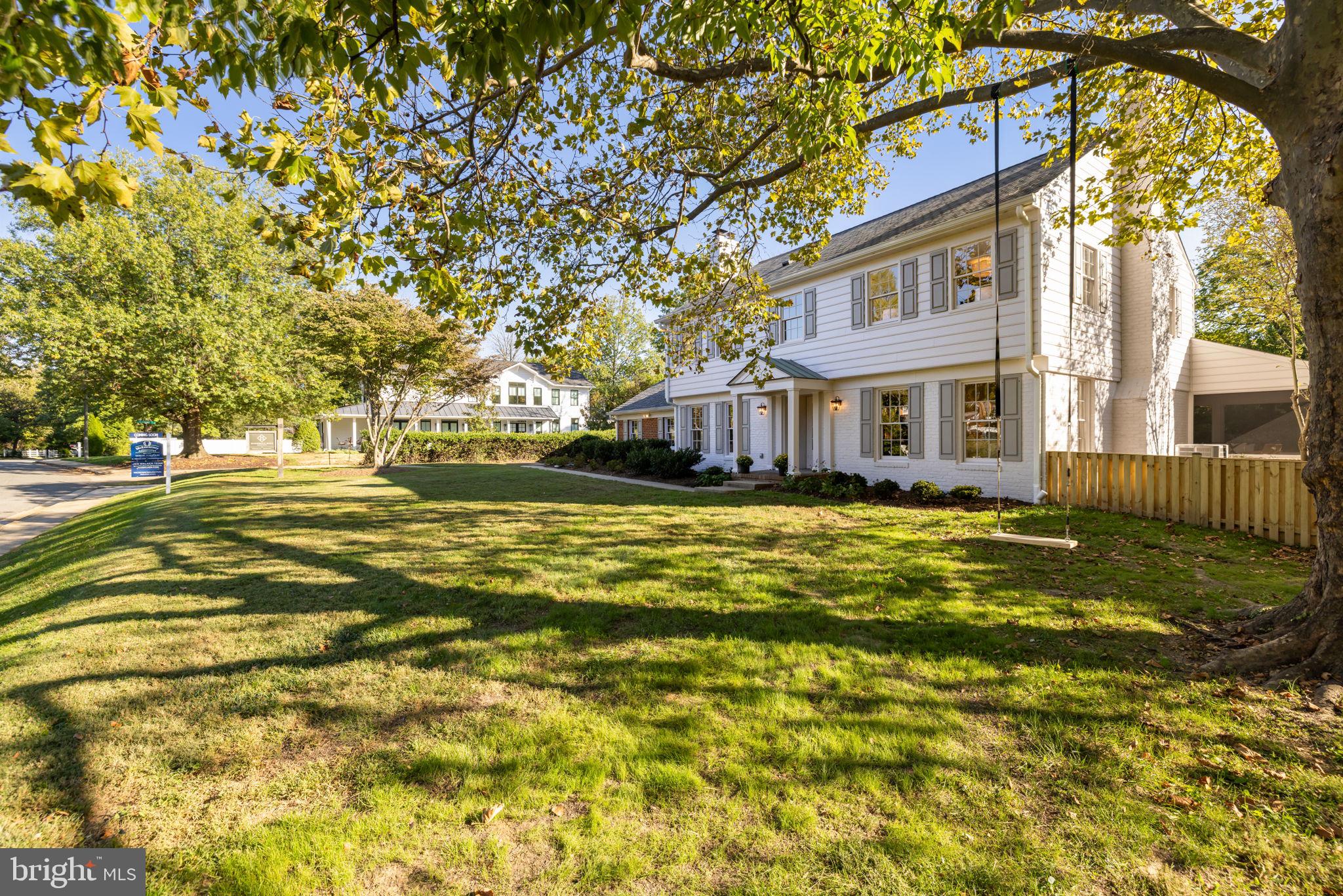 3568 Trinity Dr