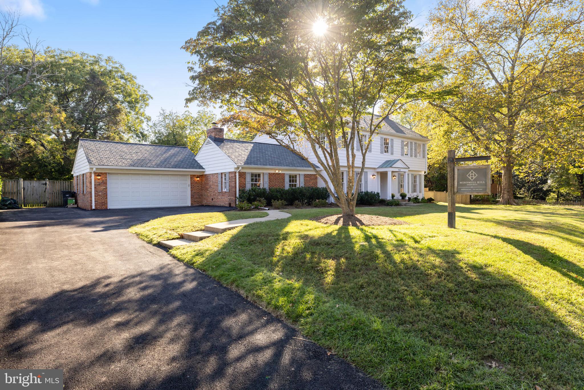 3568 Trinity Dr