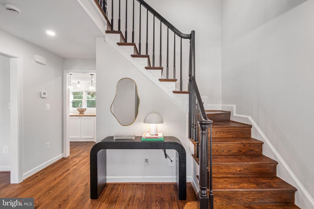 3568 Trinity Dr