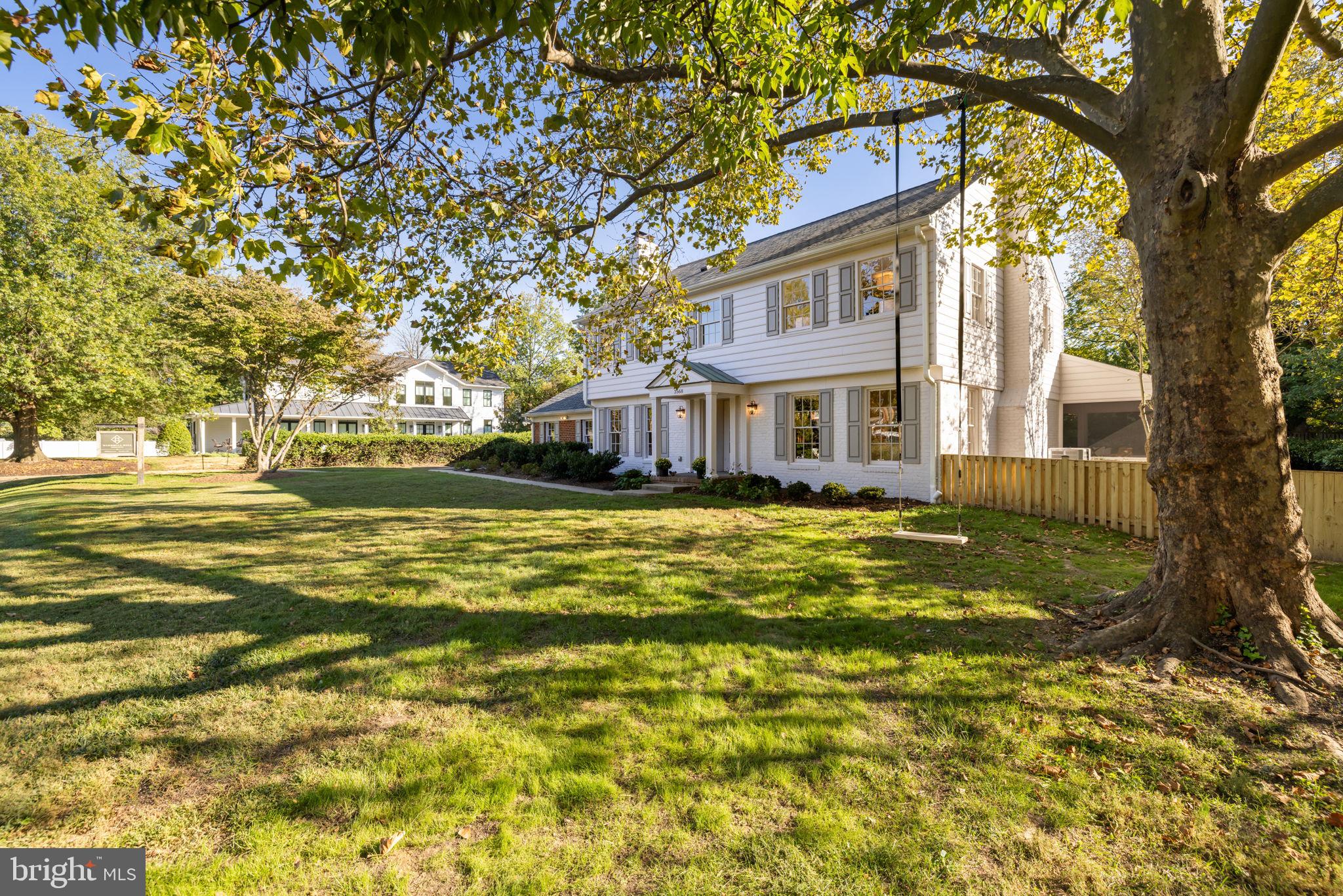 3568 Trinity Dr