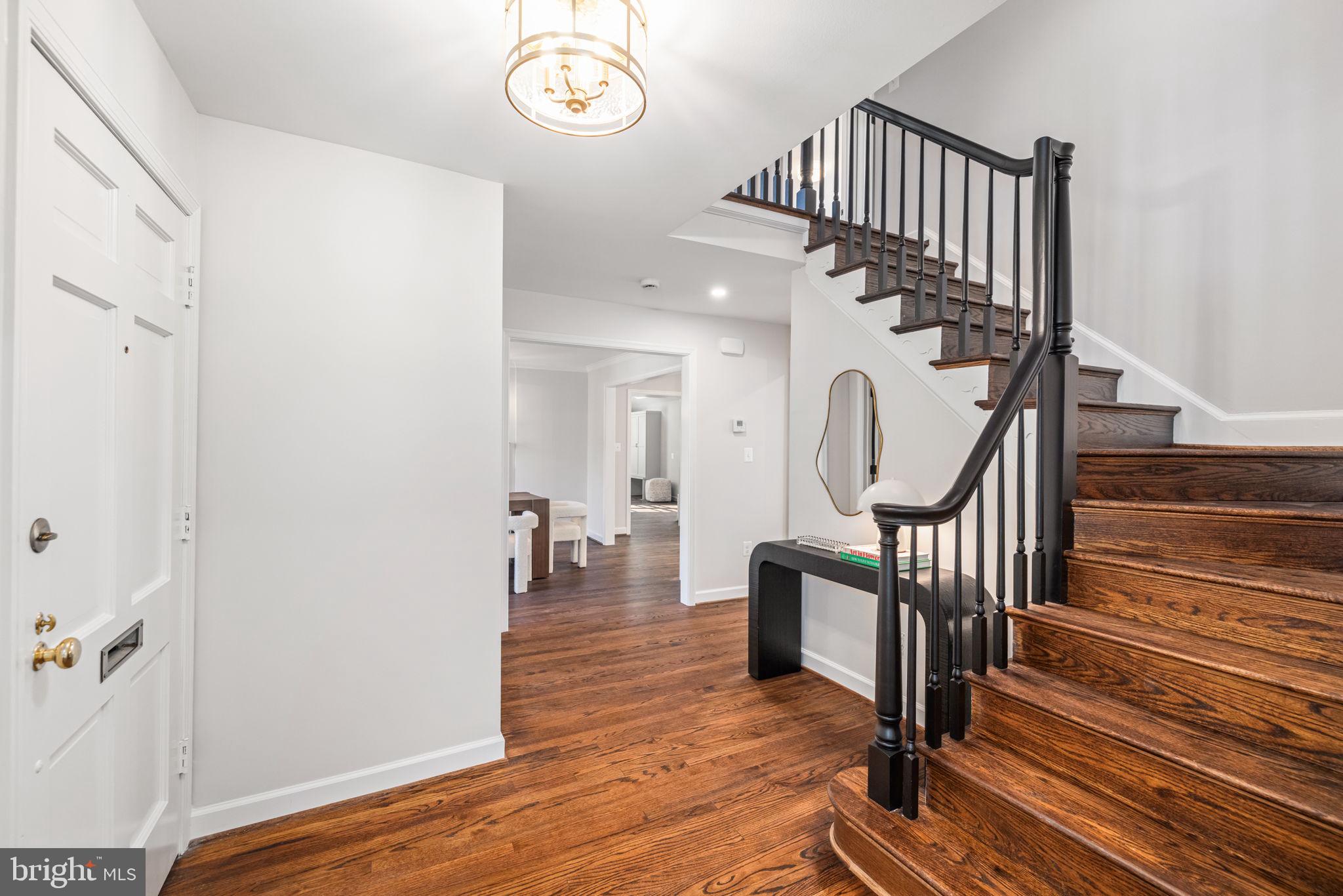 3568 Trinity Dr