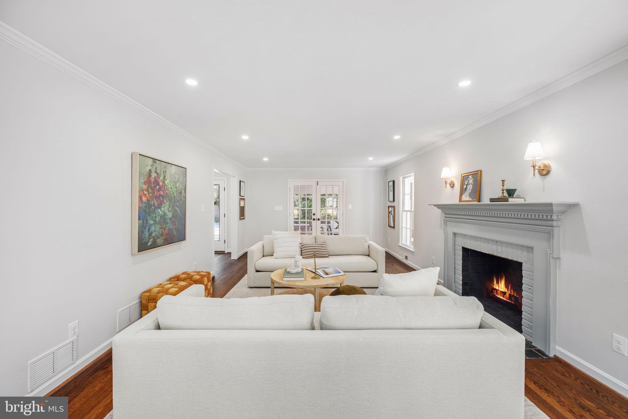 3568 Trinity Dr