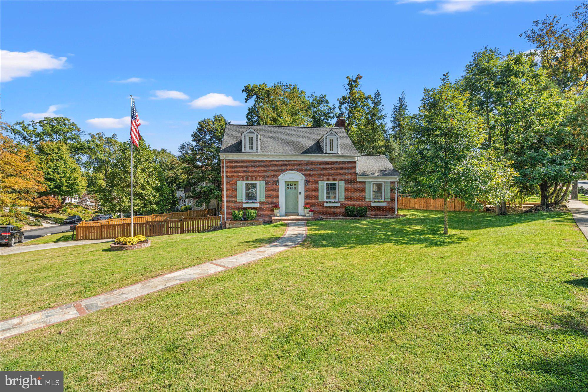 816 Chalfonte Dr