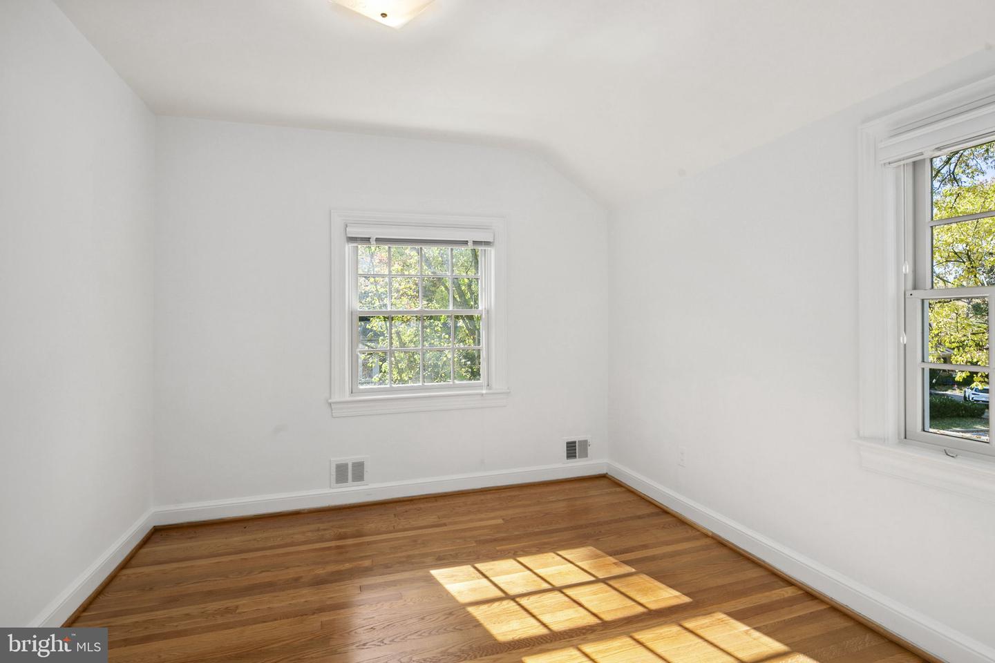 400 Cambridge Rd