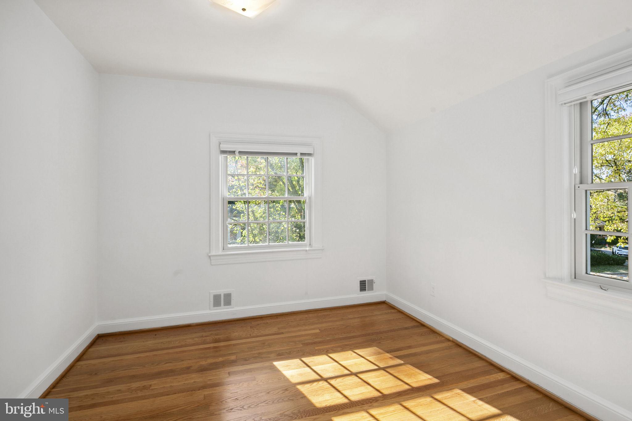 400 Cambridge Rd
