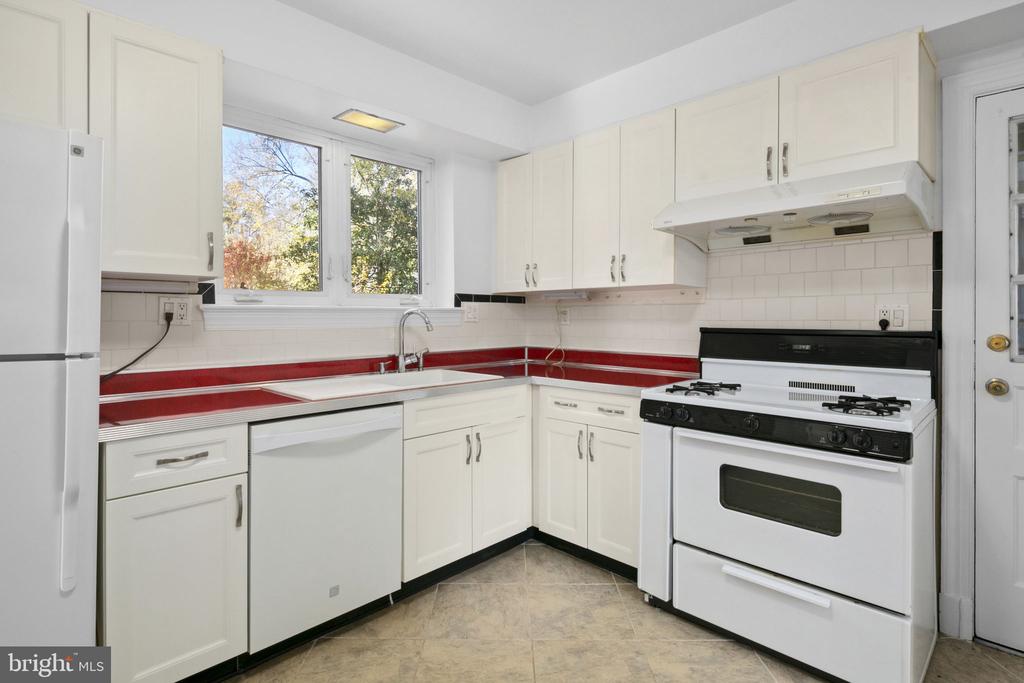 400 Cambridge Rd