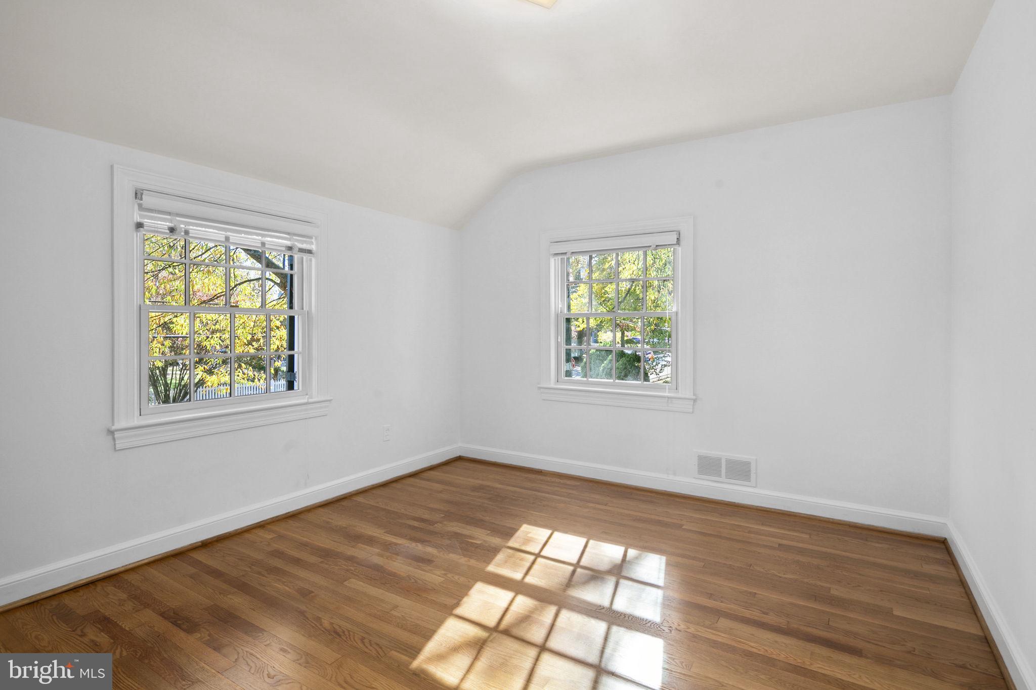 400 Cambridge Rd
