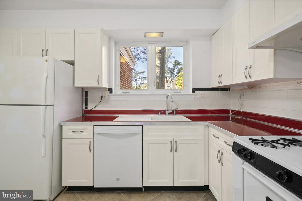 400 Cambridge Rd