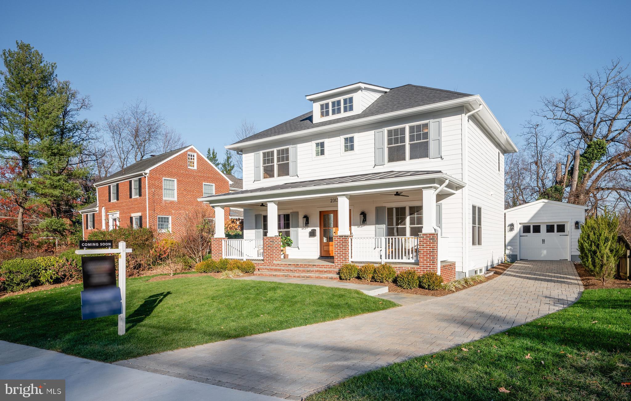2313 Valley Dr