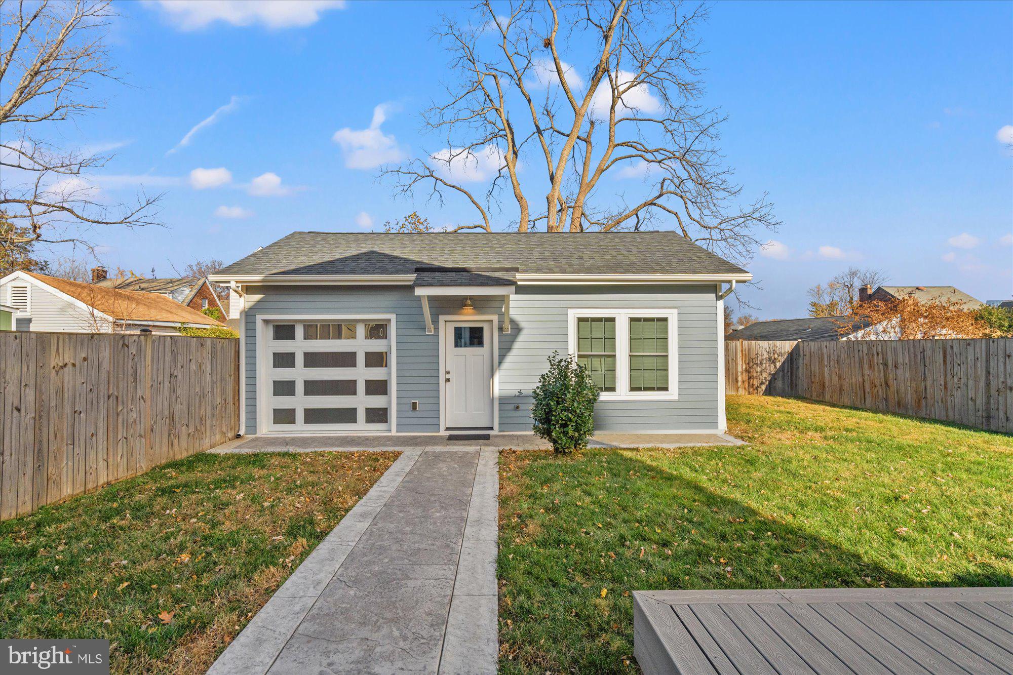 308 Clifford Ave