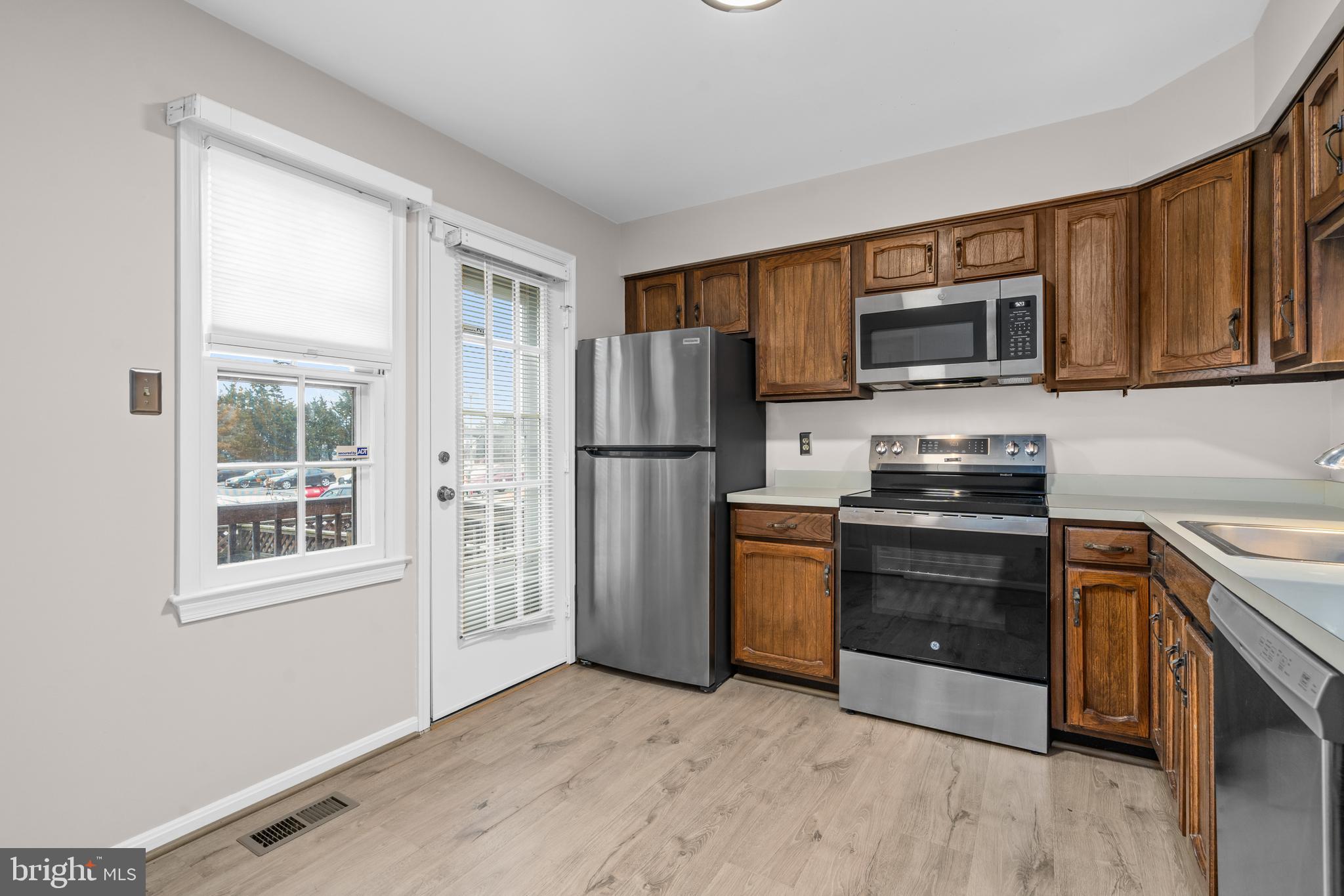 2718 FRANKLIN CT