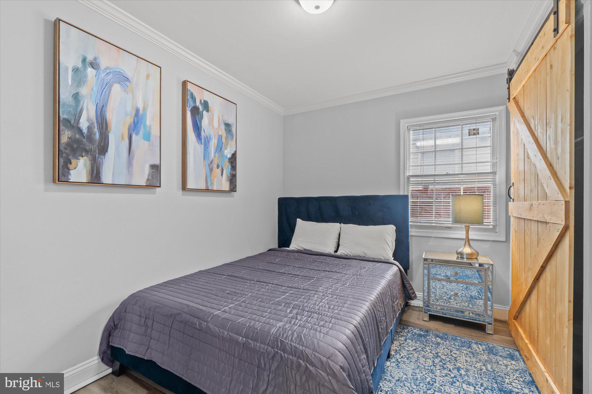 35 E Reed Ave