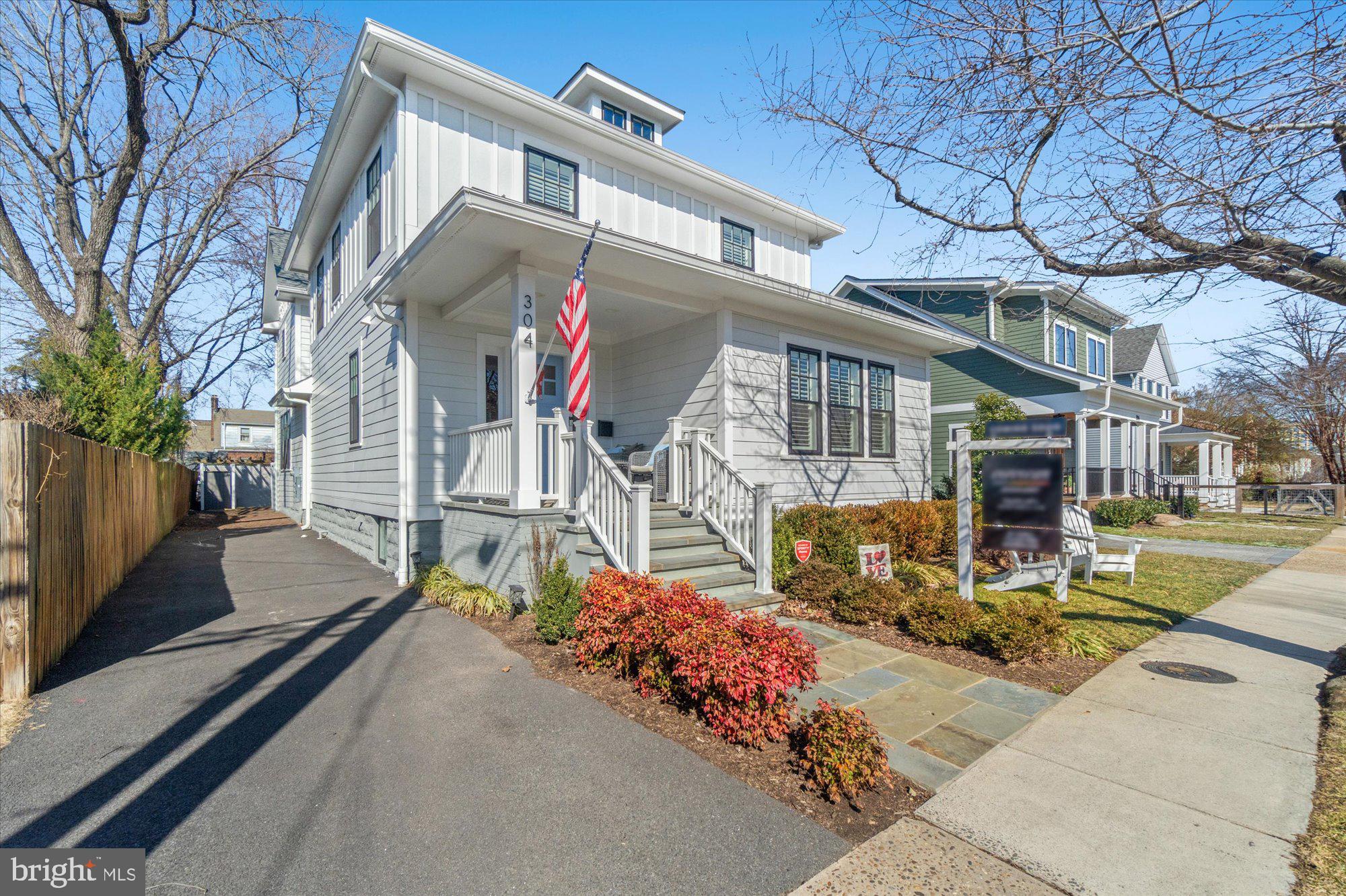 304 Clifford Ave