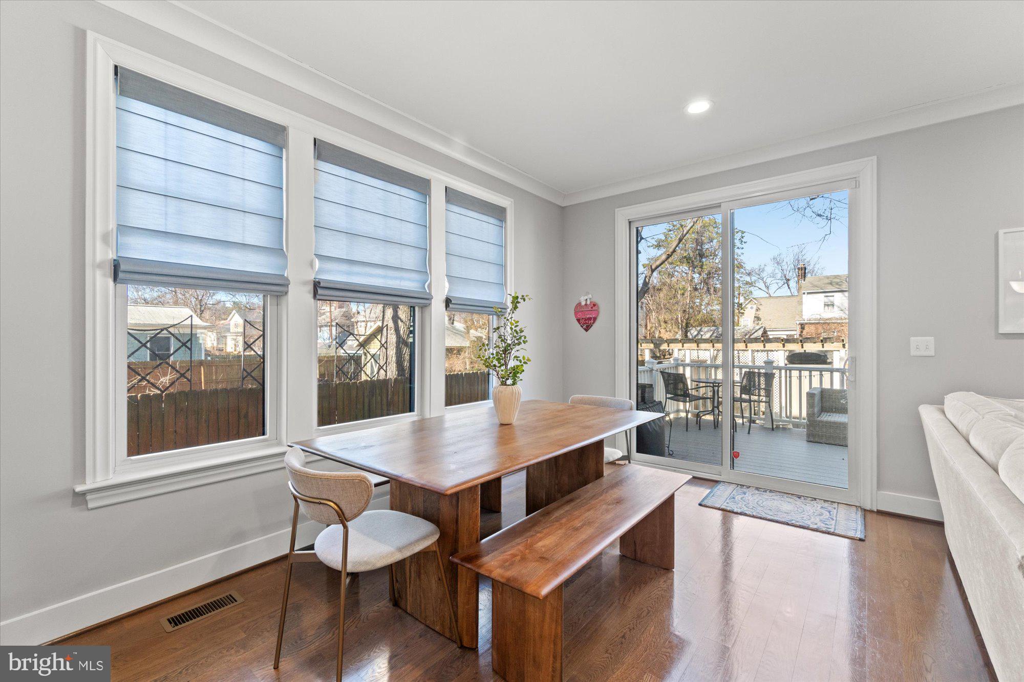 304 Clifford Ave