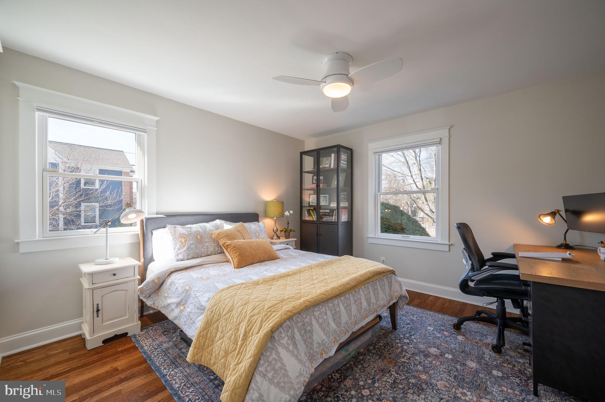 401 E Custis Ave