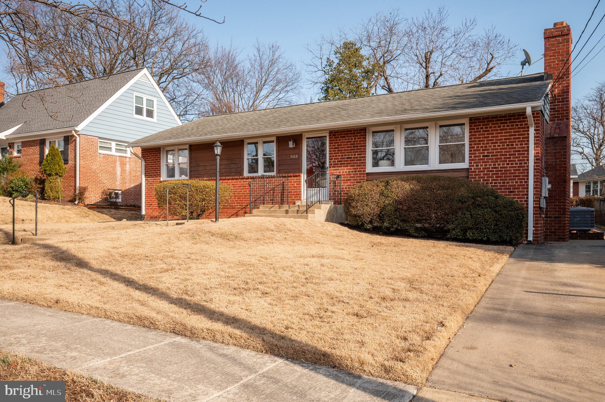 503 N Mansfield St
