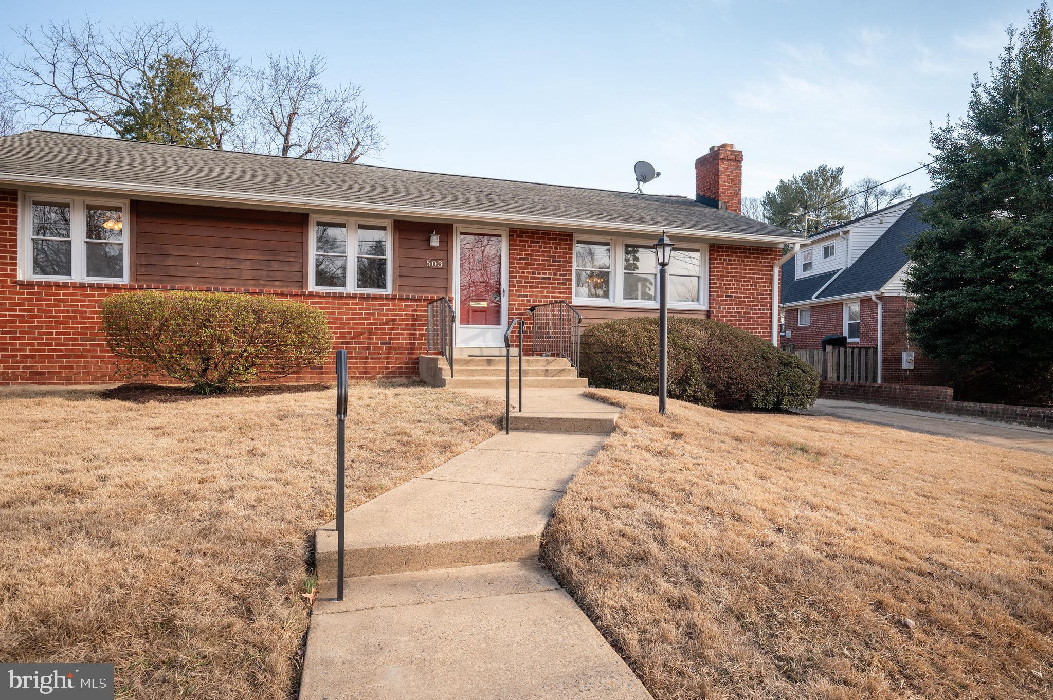503 N Mansfield St